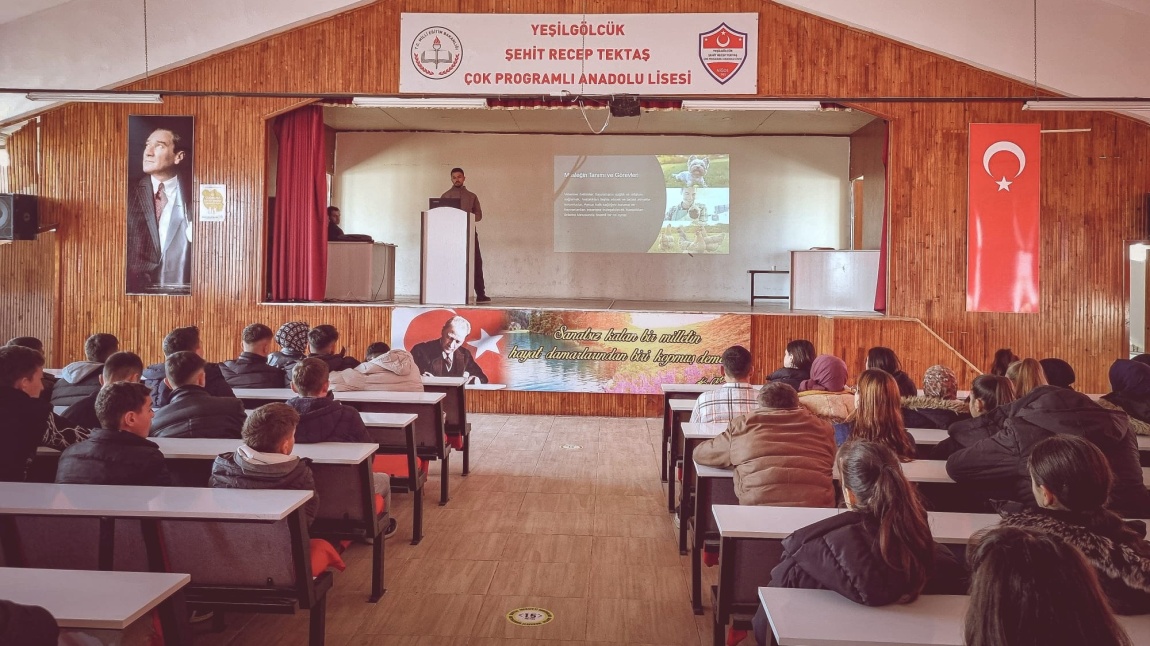 Kariyer Günlerinin İlk Konuğu Veteriner Hekim Emrehan YILDIZ Oldu